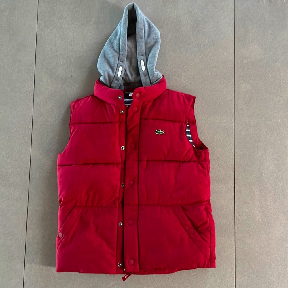 Lacoste puffer with hoodie / Lightly worn